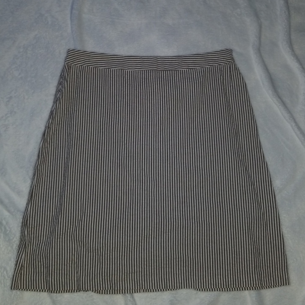 Seersucker skirt suit